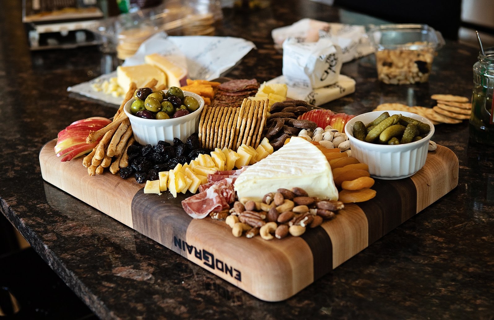 14" x 18" Cutting Board