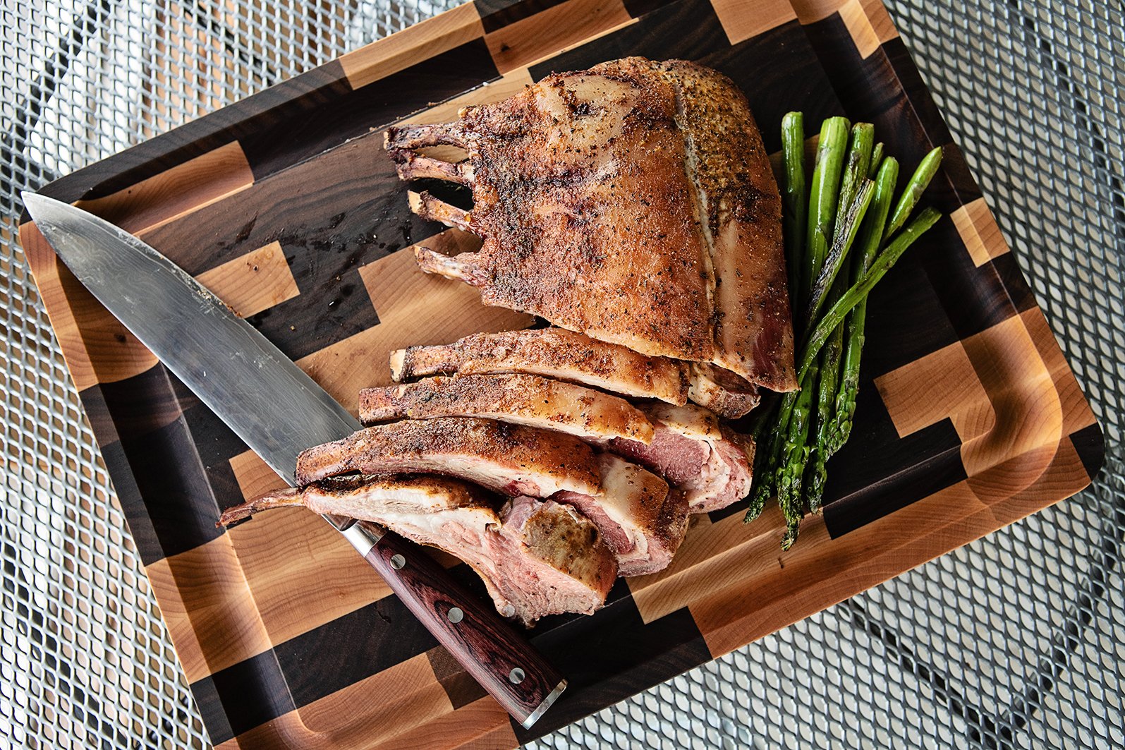 14" x 18" Cutting Board