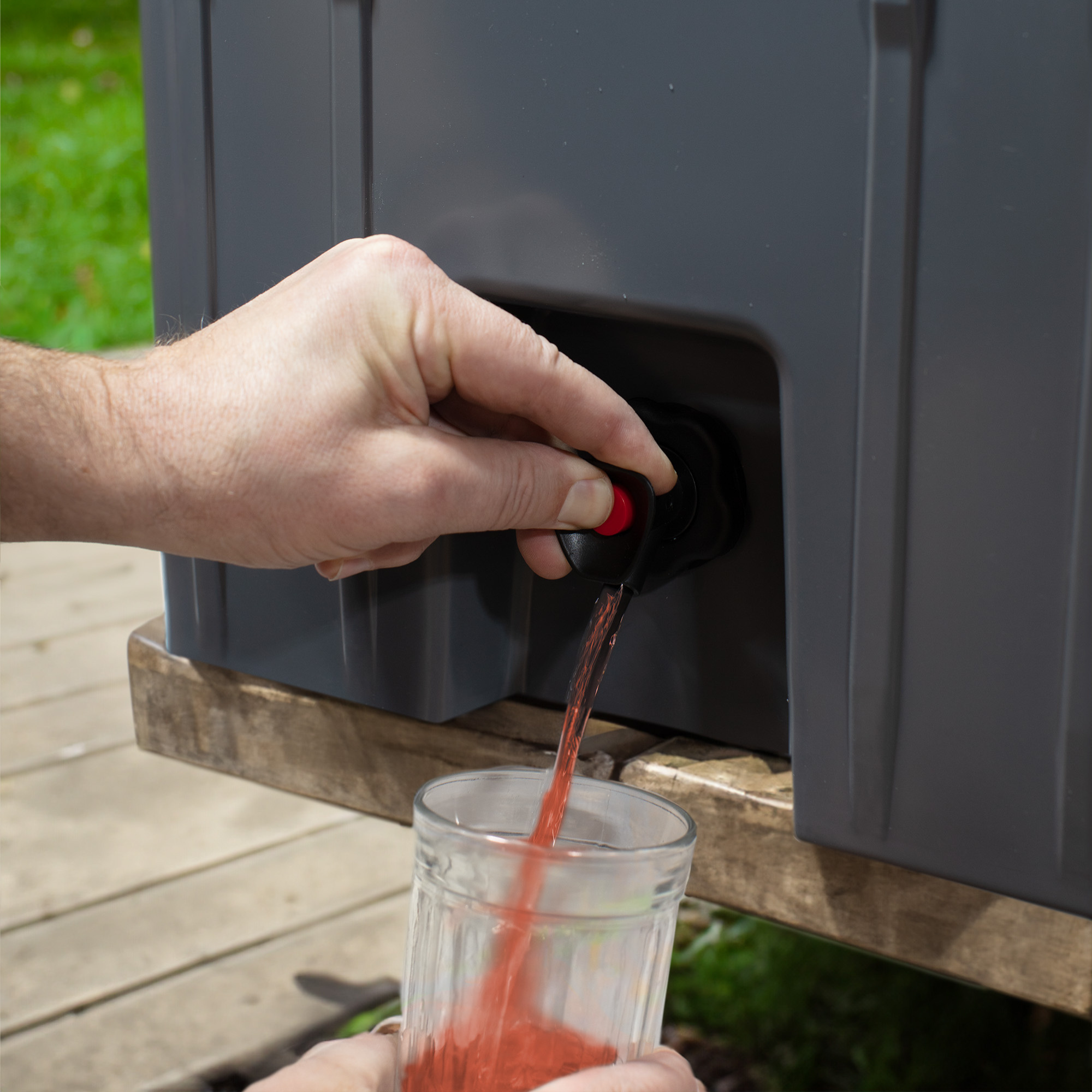 5 Gallon, 2-in-1 Beverage Dispenser/Cooler - QuadraX Hard Cooler