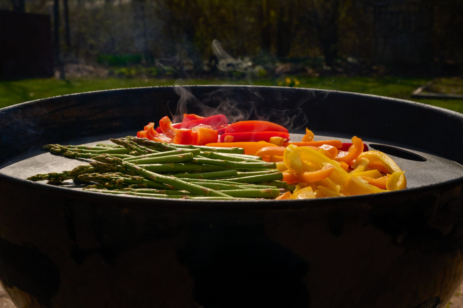 Hunsaker Smokers 22" & 26" Kettle Griddle Plate | The Perfect Way to Cook Everything