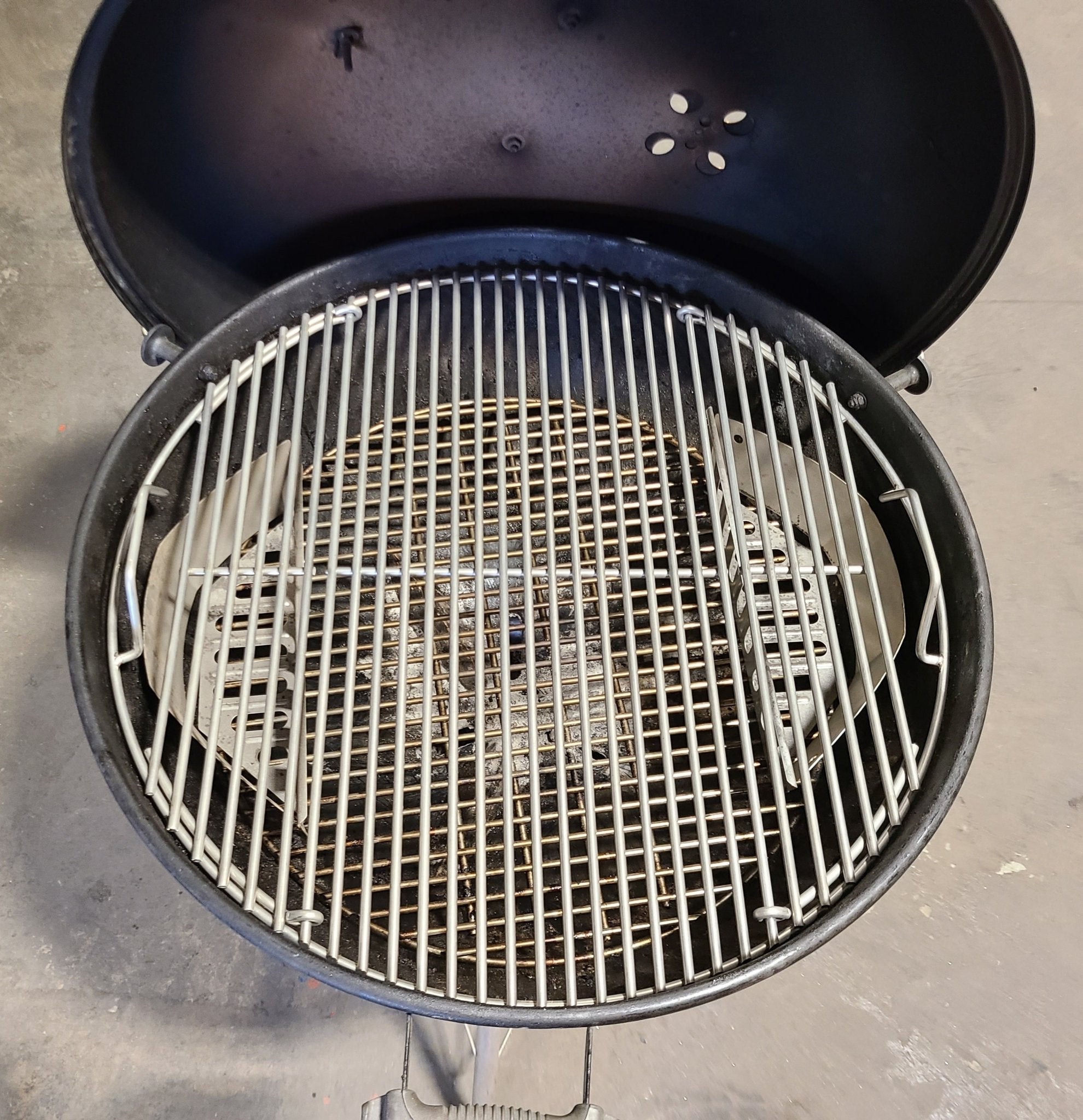 SUPER HEAVY DUTY FOOD GRATE FOR 26" KETTLE (0.275" STAINLESS STEEL, HEAVIER THAN 1/4")